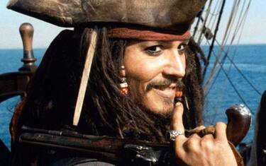 Pirati dei Caraibi: confermato il ritorno di Johnny Depp come Jack Sparrow?  –