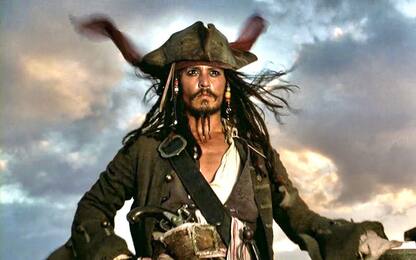 Una bellezza à la Jack Sparrow: i trucchi del fascinoso pirata