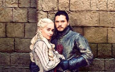 00-emmy-2019-emilia-clarke-kit-harington