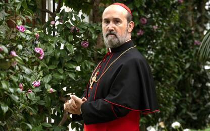 The New Pope, il cast: Javier Cámara è il Cardinal Gutierrez