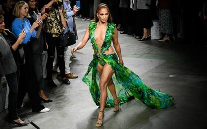 Addio 2019: i look più sexy dell'anno, vince Jennifer Lopez