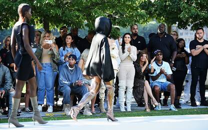 Kim Kardashian e la linea delle sue sneakers Yeezy