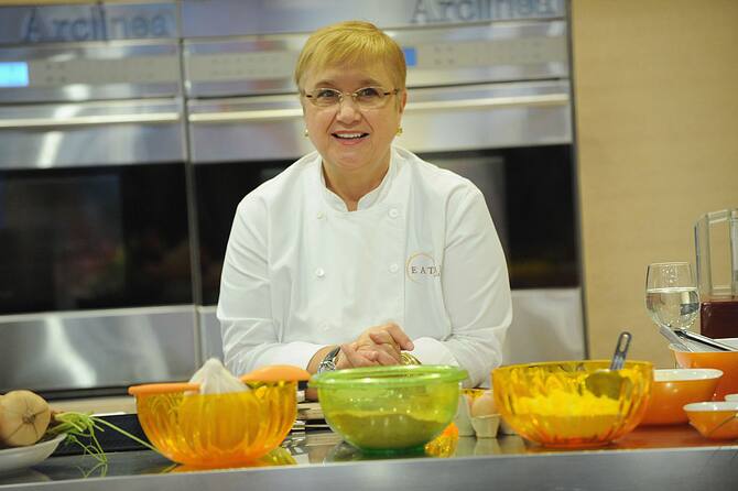 Joe Bastianich E Sua Mamma Lidia Le Foto Piu Belle Dei Giudici Di Family Food Fight Sky Tg24