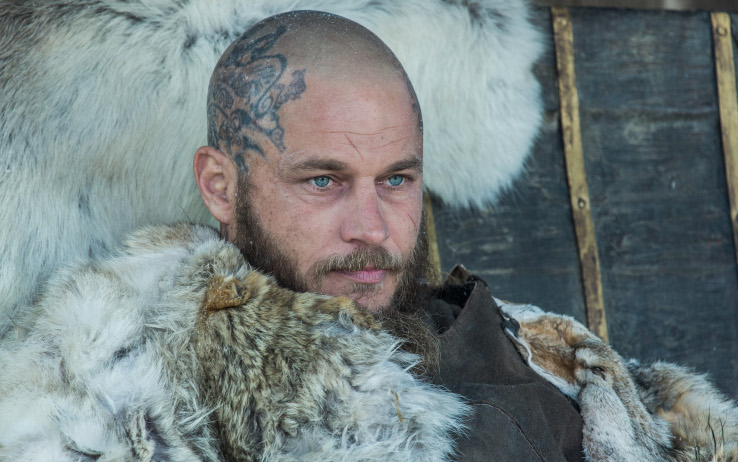 Travis Fimmel nei panni di Ragnar Lothbrok Vikings Ragnar Lothbrok