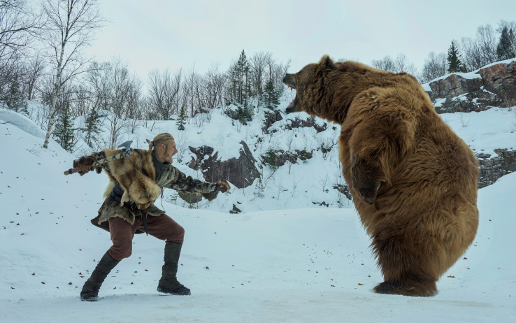 Bjorn vs l'orso: uno dei momenti più memorabili della quarta stagione di Vikings... e dell'intera serie