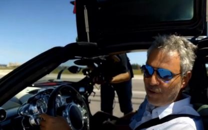 Top Gear Italia porta in pista Andrea Bocelli