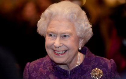Le gif più buffe sulla Regina Elisabetta II