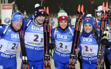 biathlon_staffetta_mista