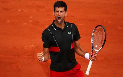 Roland Garros: Djokovic sclera ma vince, Zverev ok