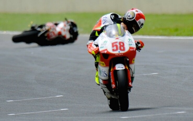 Marco Simoncelli vince il Gran Premio d'Italia 2008 nella classe 250