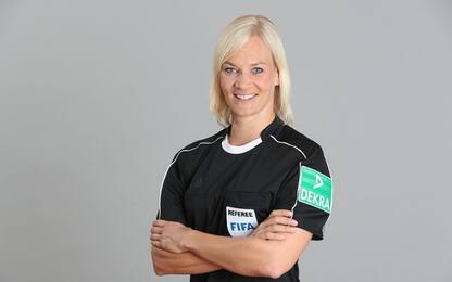Bundesliga, Bibiana Steinhaus primo arbitro donna