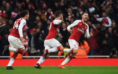 Arsenal-Tottenham 2-0, decidono Mustafi e Sanchez