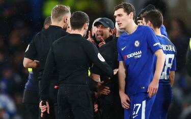 Conte attacca: "Se c'è il Var, bisogna usarlo!"