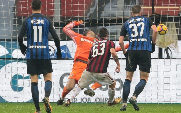 Cutrone decide il derby di Coppa Italia contro l'Inter (foto Getty)