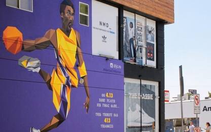 La faccia di LeBron James sul murales di Kobe? Mai