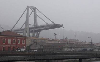 Dramma sulla A10, la Serie A abbraccia Genova