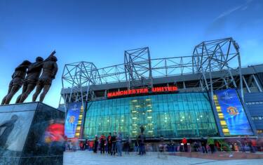 Old Trafford, tubature ko. E negli uffici piove...