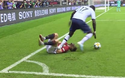 Sissoko, fallo shock in Tottenham-United. VIDEO