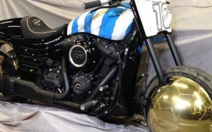 Maradona, una Harley in regalo dalla Dinamo Brest