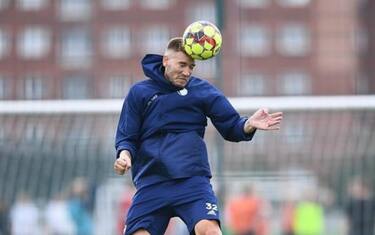 Bendtner, flop in allenamento: sbaglia tutto VIDEO