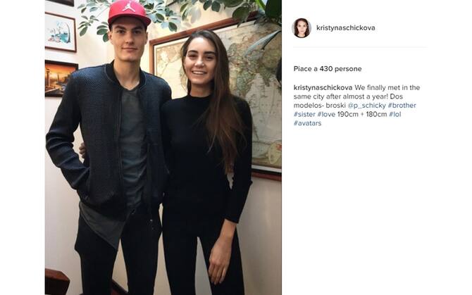 Tutto Molto Schick La Sorella Kristyna Fa Impazzire Il Web Sky Sport