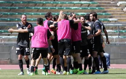 Bari, addio playoff: Ascoli salvo grazie a Bianchi