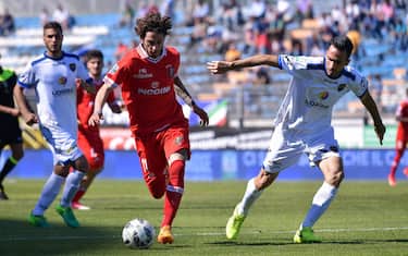 Bari, in arrivo Tello: Dezi in stand-by