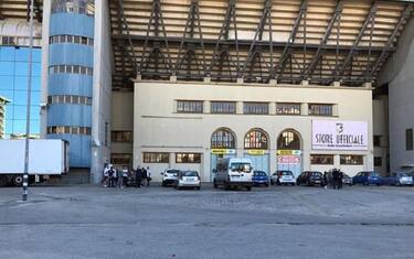 Palermo, a fuoco il botteghino dello stadio