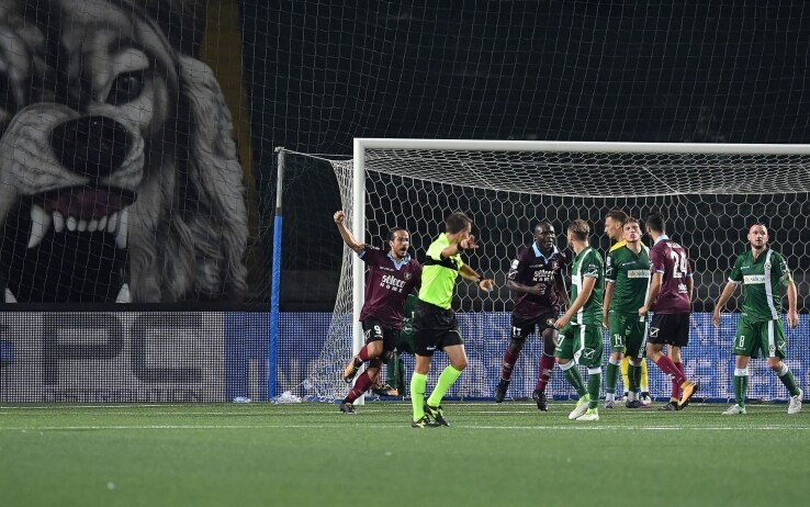 Minala segna il gol della vittoria (Lapresse)