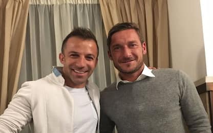 Del Piero e Totti a Roma: cena, selfie e sorrisi