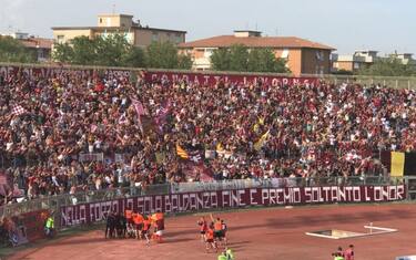 Il Livorno torna in serie B: scatta la festa