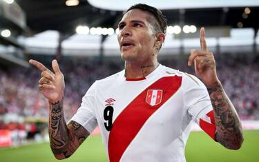 Guerrero torna con una doppietta. Tris Costa Rica