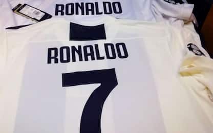 Magia Ronaldo, a Torino è già spuntata la maglia