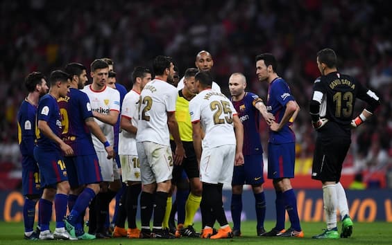 España, llega el VAR: debut en la Supercopa entre Barcelona y Sevilla