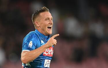 Napoli, prove di rinnovo per Zielinski. E Ruiz...