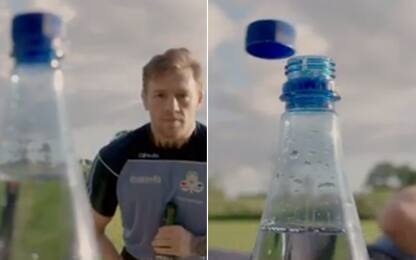Bottle Cap Challenge, il VIDEO virale di McGregor