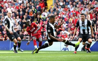 Mané-Salah, il Liverpool rimonta il Newcastle: 3-1