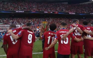 Liverpool, brividi You'll Never Walk Alone. VIDEO