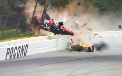 Indycar, spaventoso incidente a Pocono