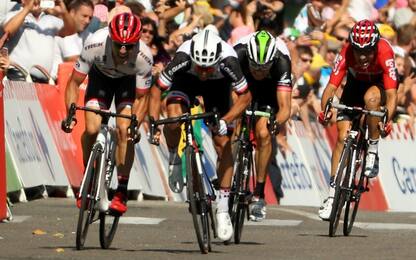 Tour de France, Matthews fa sua la 16^ tappa