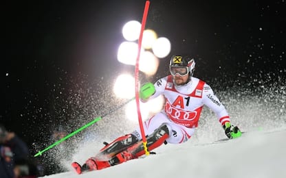 Fenomeno Hirscher, vince slalom e eguaglia Maier