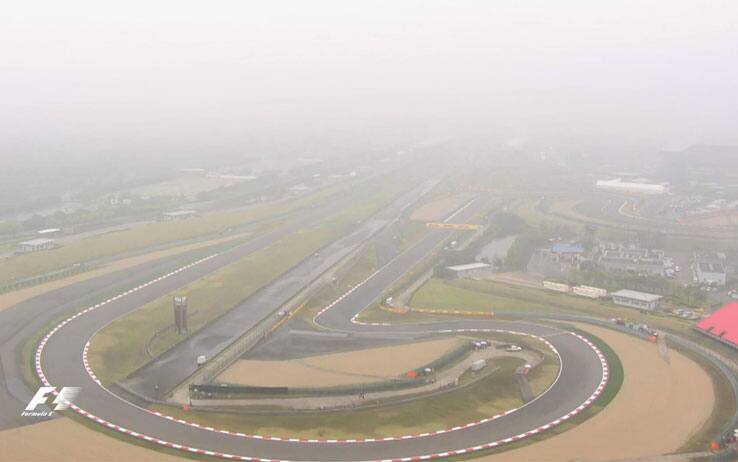 Formula 1 Gp Cina Con Nebbia Saltano Le Libere Sky Sport