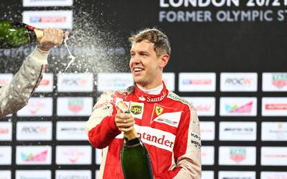Vettel: "Sono al settimo cielo, grazie Kimi"