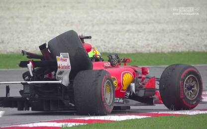 Vettel incanta, litiga e tampona: la sua Sepang