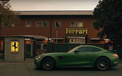 Mercedes a Maranello: omaggio alla Ferrari o...