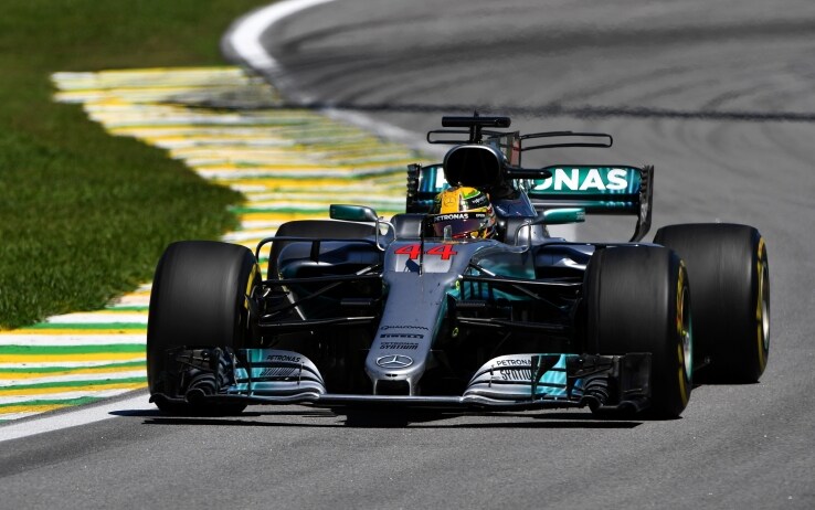 Lewis Hamilton 2017 (Sutton)