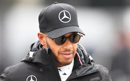 Hamilton punge: "Sono grato a Verstappen"