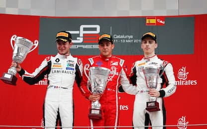 GP3, in Gara-2 vince Alesi