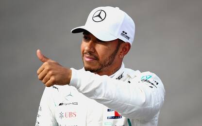 Hamilton: "Ferrari fantastiche, lotta bellissima"