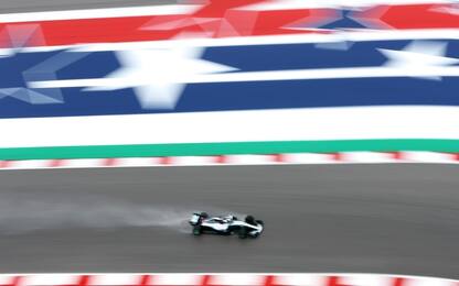 Hamilton fa il vuoto nel venerdì di Austin